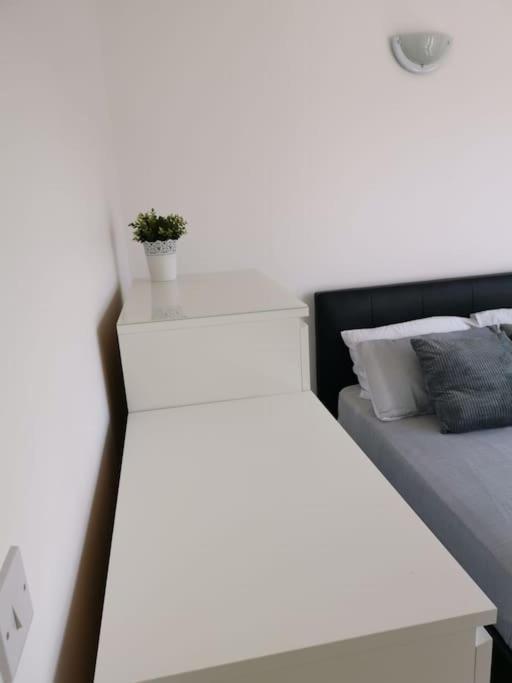 Dellehomes- Free Parking, Wfh, Family-Friendly Манчестър Екстериор снимка